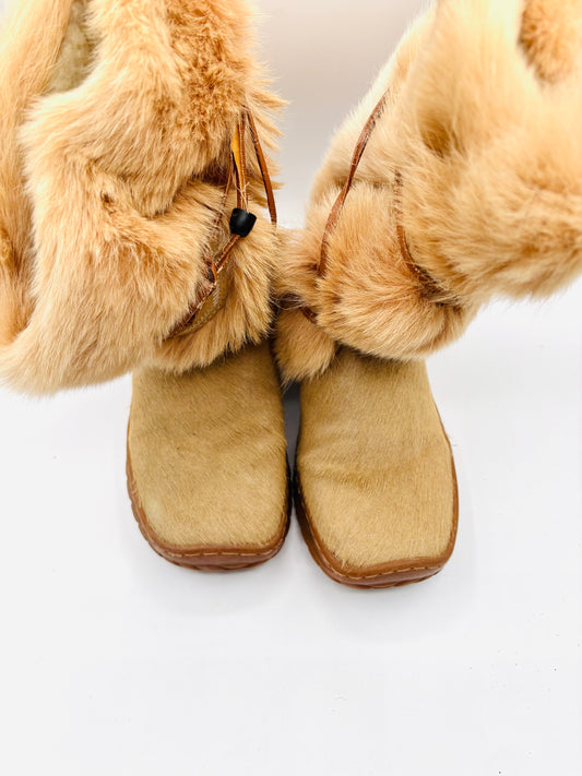 Vintage Oscar Sport “Winna” Wool-Lined Fur Tan Boots — Women’s EU 40 Made in Italy