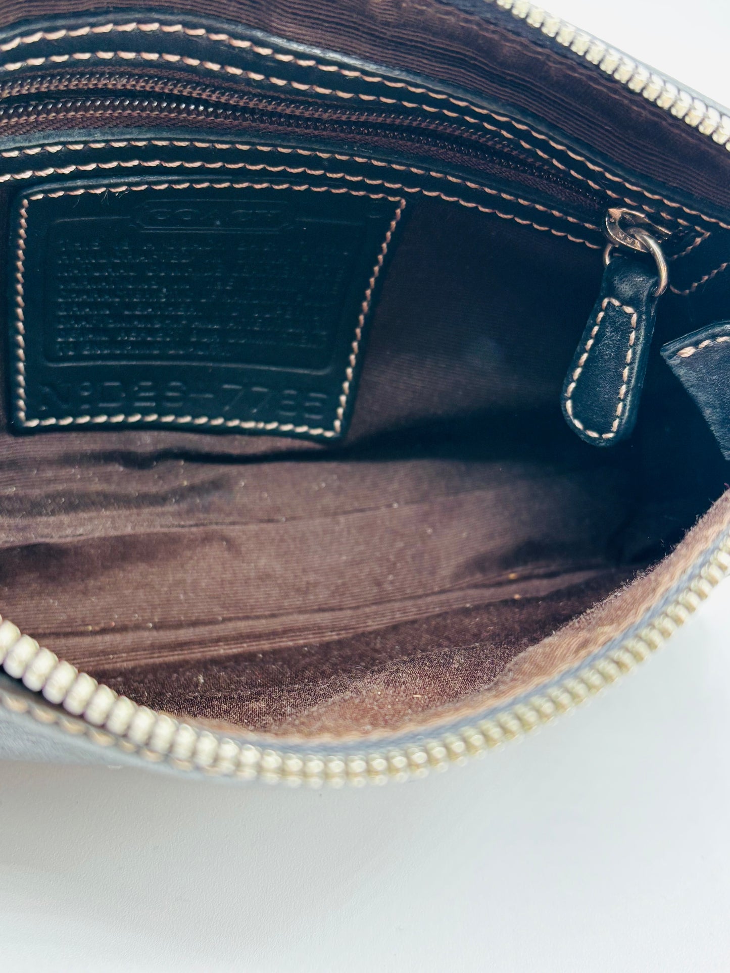 Vintage Coach Black Leather Hampton Demi Pouch Shoulder Bag 