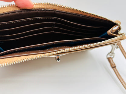 Vintage Coach Champagne Leather Metallic Wristlet Wallet 