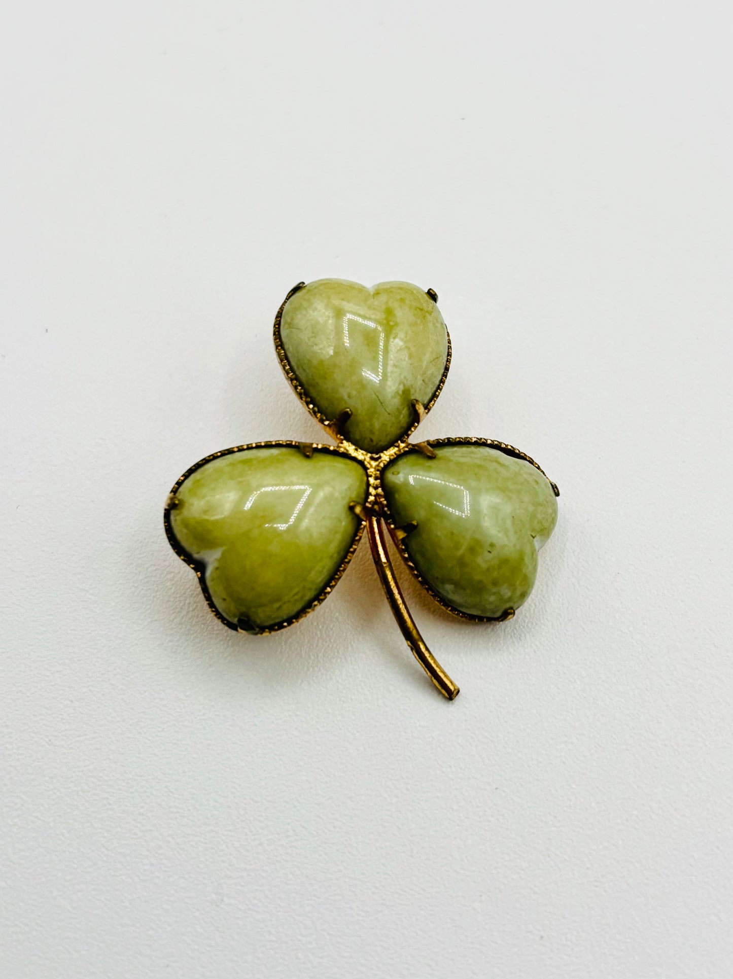 Vintage Connemara Marble Shamrock Clover Brooch 