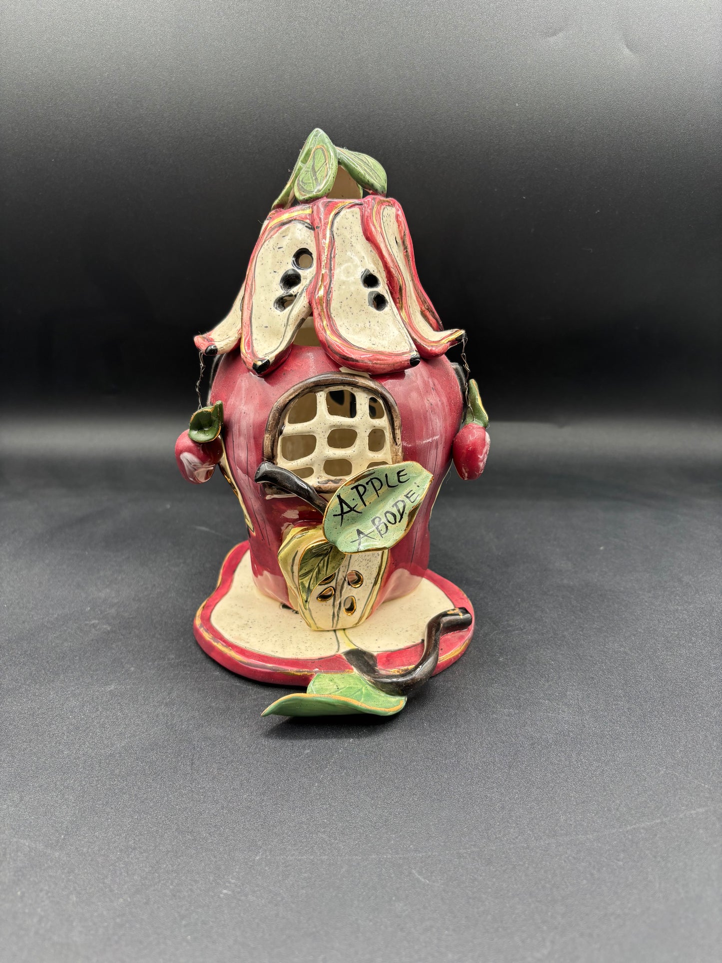 Vintage Blue Sky Clayworks “Apple Abode” House Luminary -Lamp