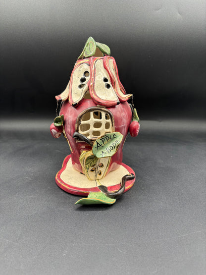Vintage Blue Sky Clayworks “Apple Abode” House Luminary -Lamp