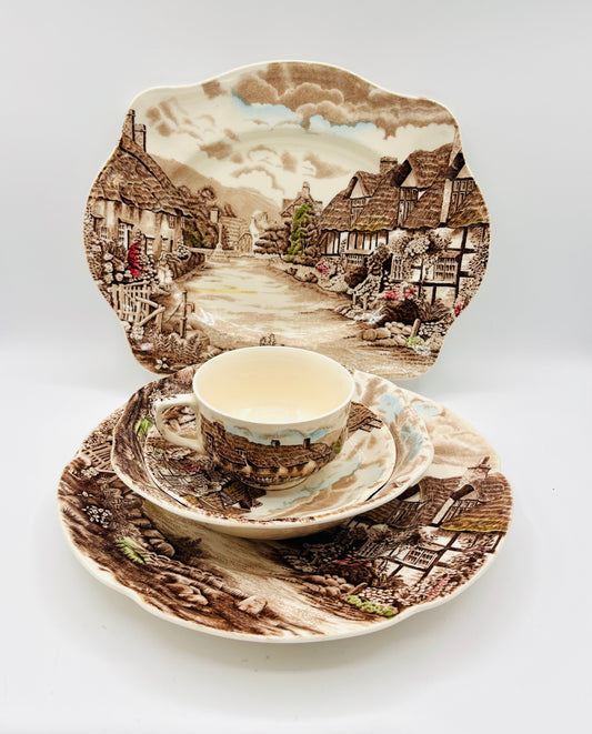 6 Piece Johnson Bros Olde English Countryside Tea Set 