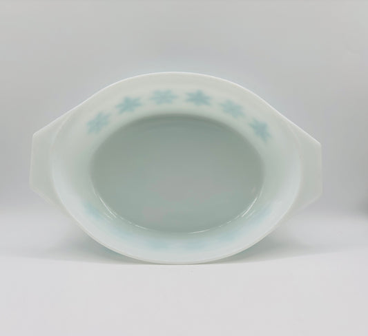 Vintage Pyrex Blue Snowflake White Casserole Dish 