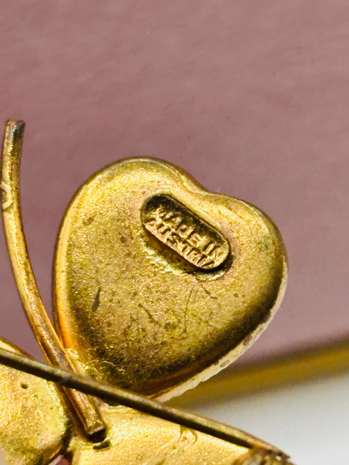 Vintage Connemara Marble Shamrock Clover Brooch 