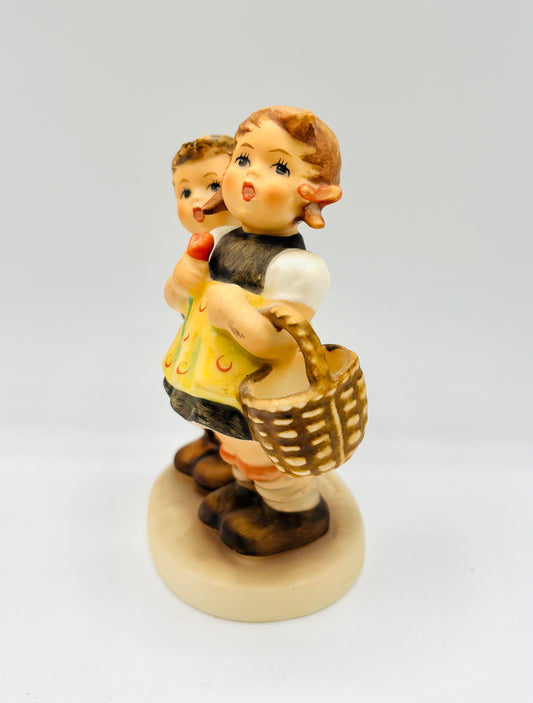 Hummel by Goebel To Market #49/3/0 Boy Girl with Basket Figurine 