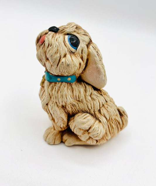 Vintage Pendelfin ENGLAND “Tammy” Puppy Dog Figurine – Blue Collar, Big Blue Eyes – Hand Painted Stonecraft Collectible 